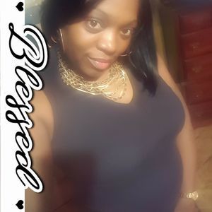 Meet your Posher, Pamela